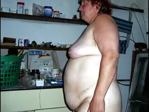 Pelirroja milf y gra ...