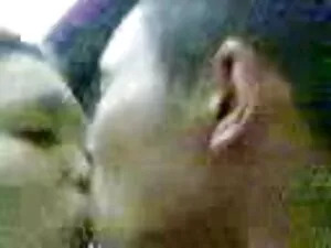 Bang fisting cornudo ...