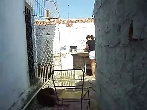 Sara Stone obtiene v ...