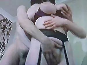 Ladyboy flaco y sexy ...