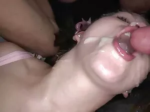 Puta pelirroja se fo ...